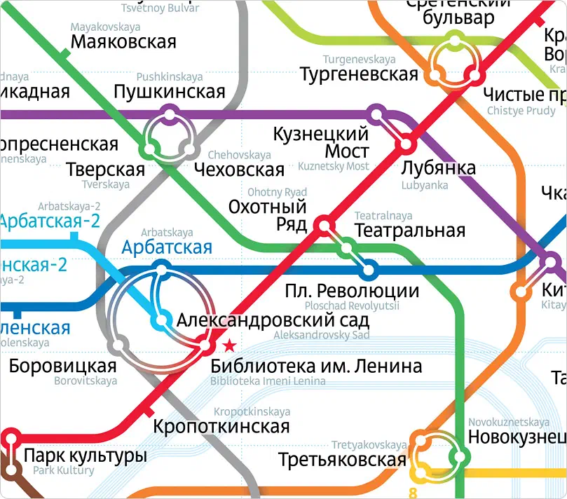 Изображение показывает карту Московской системы Метро с различными цветными линиями и текстом, указывающим различные остановки и маршруты системы метро.