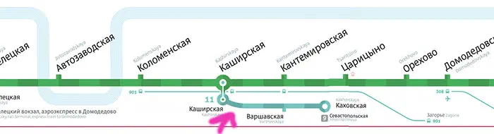 Карта показывает карту Московской Метросистемы с розовой стрелкой, указывающей на местоположение железнодорожной станции.